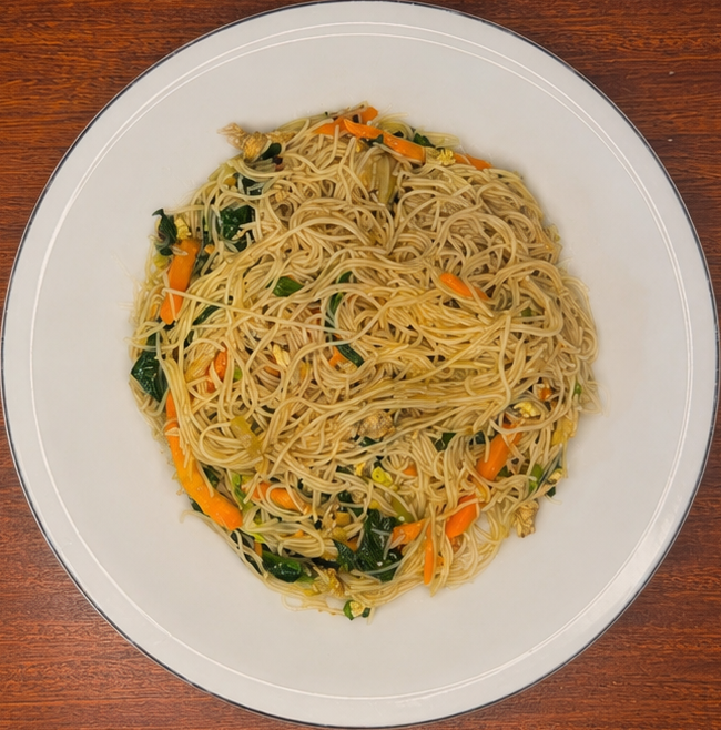 Fideos de Arroz con Verduras salteadas